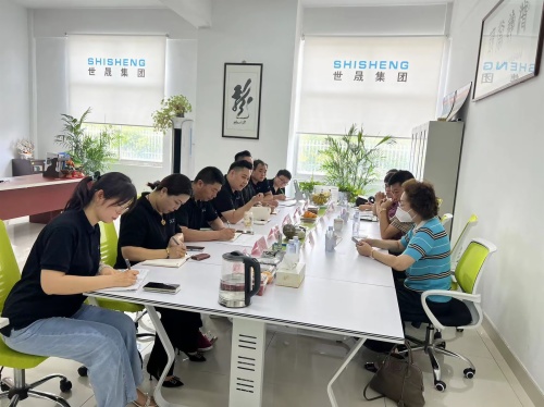 汽车零部件企业客户来我司参观考察